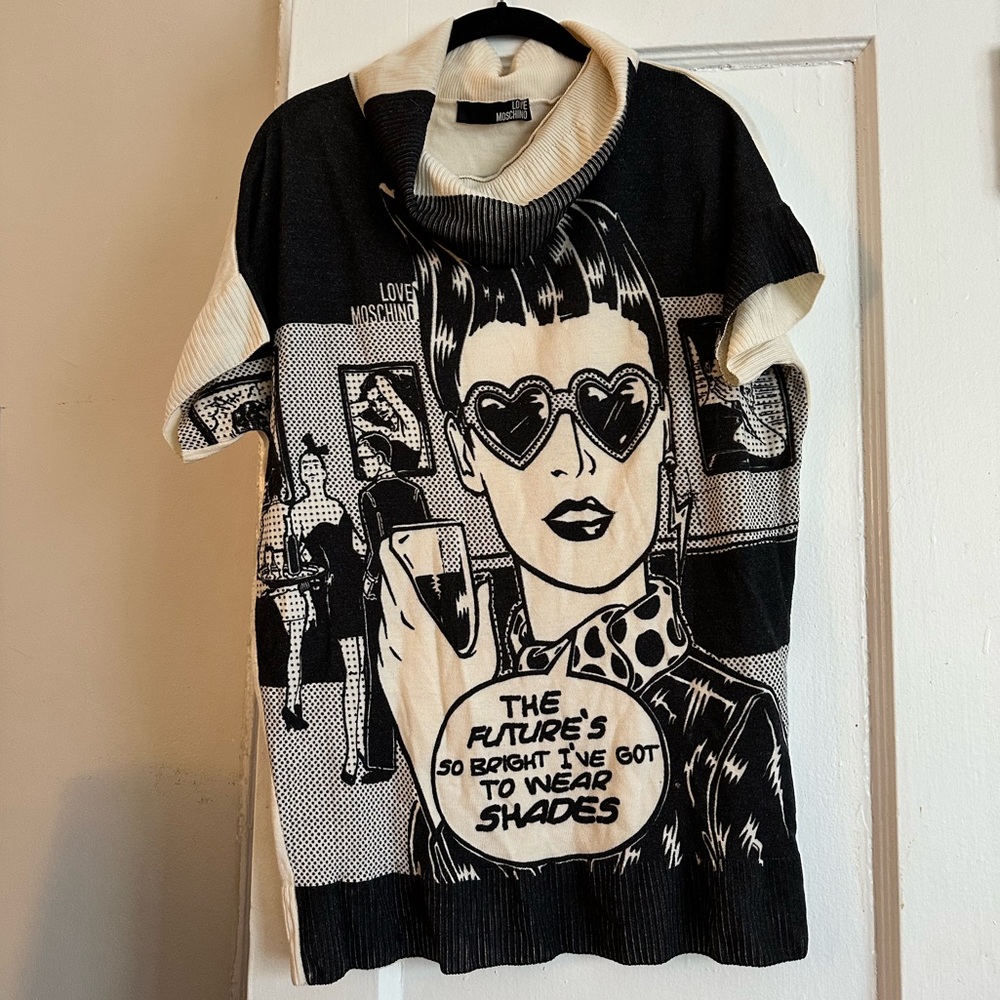 Love Moschino Graphic Knit Top